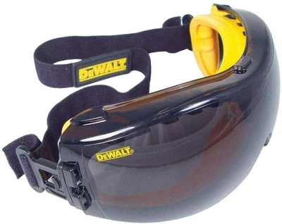 Защитные очки DeWalt DPG82-21 затемнены. Незапотевающие