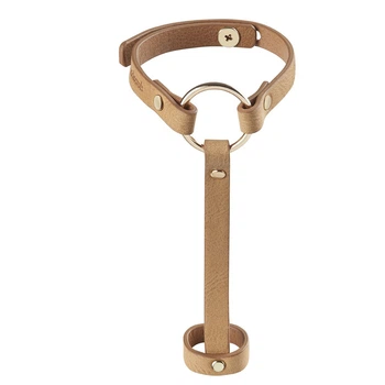 Пара браслетов на запястье и палец Bijoux Indiscrets MAZE Hand Bracelet Harness Коричневые