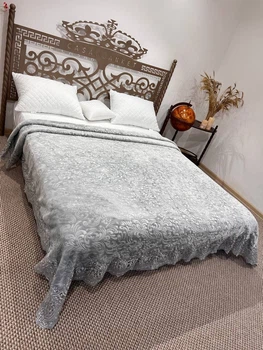 Велюровый плед с кружевом Casablanket 230х240 Серый