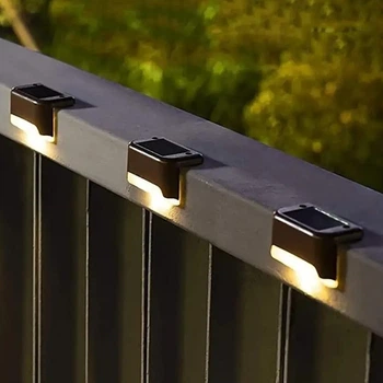 Вуличний світильник на сонячній батареї LED 8х4х4 см