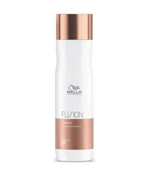 Шампунь для интенсивного восстановления волос Wella Fusion Intense Repair Shampoo 250 мл