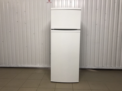 Холодильник c верхней морозильной камерой Ikea Lagan 302.819.56 226л, б/у