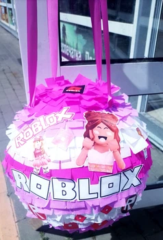 Пін'ята PandClub яркая Roblox