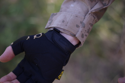 Рукавички тактичні військово армійські безпалі M-PACT із захистом кісточок кулака дихаючі бойові L Зелений
