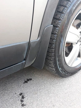 Брызговики KIA Sorento 2009-2015 передний правый оригинальные № 868602P000 KIA