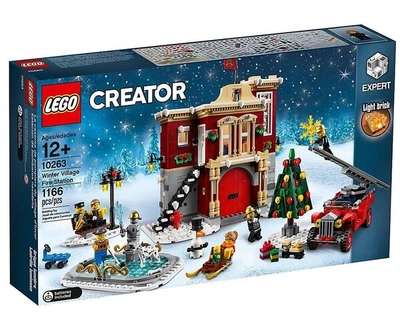 Конструктор LEGO Новорічна Пожежна Станція (10263)