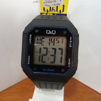 Мужские спортивные часы Q&Q M158J003Y Черные с синим