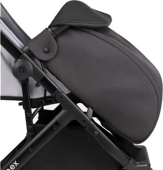 Москитная сетка для коляски: защита для малыша во время прогулок