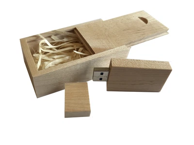 Флешка SUNROZ Wooden USB Flash Drive деревяный флеш накопитель в коробке 16 Gb USB 3.0 Светлое дерево (SUN0819)