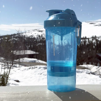 Бутылка шейкер спортивная универсальная для спортзала SmartShake 2GO 600ml Neon Blue (SK-N10560102S)