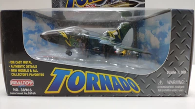 Військовий літак RealToy Торнадо зелений (38966)