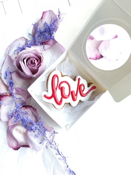 Крафтовий медовий пряник Love до 14 лютого