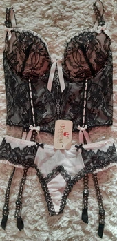 Ажурный корсет с китовым усом женский с подвязками и трусиками Konrad Lingerie Польша Buduar 80B - L Черный с розовым