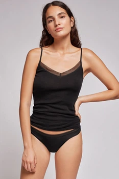 Майка из модала на тонких бретелях Gisela 0121 black 46(L) Черный