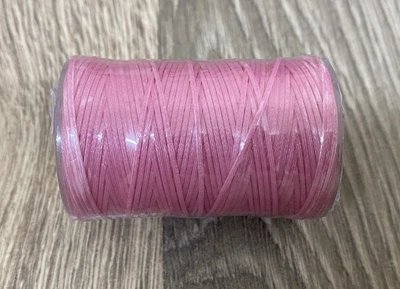 Нитка вощеная для шитья по коже плоская 0,8 мм SJ045 60 м розовый Dacron-waxed (6531)