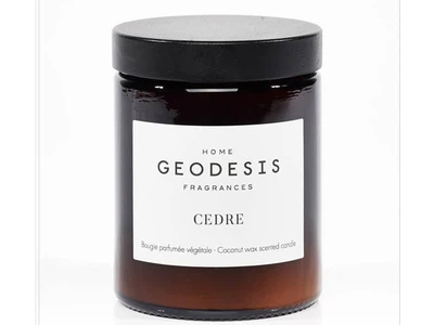 Ароматическая свеча из натурального воска Geodesis Cedar 150 г (1071225)