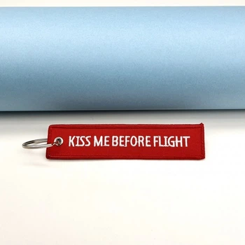 Брелок Kiss Me Before Flight Красный