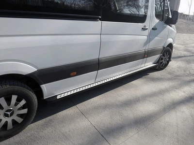 Бічні пороги для Volkswagen Crafter 2006-2016 (довга база, DOT-Line)