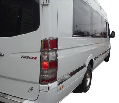 Накладки на задние стоп-сигналы (2 шт, нержавеющая сталь) для Mercedes Sprinter W906 (2006-2018 годов)