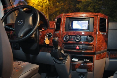 Volkswagen Crafter 2006-2016 Накладки на дерев'яну панель (50 деталей)