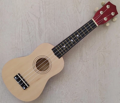 Укулеле HM Soprano Natural 21" + медиатор, дополнительная струна