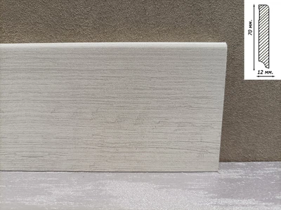 Плинтус Luciano к LVT/SPC 2400x70x12 Белый PVC175