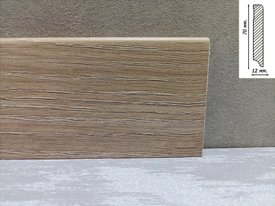 Плинтус Luciano к LVT/SPC 2400x70x12 Светло-коричневый PVC8521