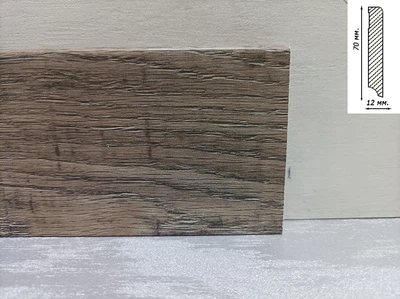 Плинтус Luciano к LVT/SPC 2400x70x12 Темно-коричневый PVC1108