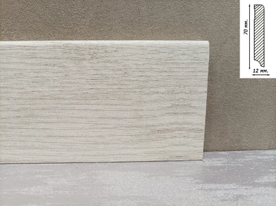 Плинтус Lucianoi к LVT/SPC 2400x70x12 Светло-серый PVC180