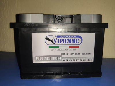 Акумулятор автомобільний Vipiemme B654C (Safe Energy Prus, Pb/Ca, 12V, 65Ah, EN630A, Euro, 175*175*242 мм., Італія, 2023 рік.)