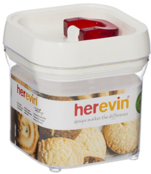 Контейнер для сыпучих продуктов Herevin Red 700 мл (161201-001)