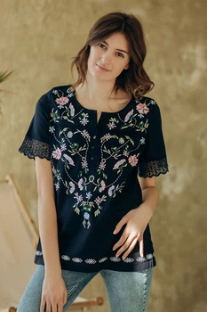 Блуза батистова розшита різнокольоровими квітами 48 р Темно-синя (5006-1)