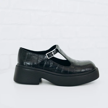 Туфлі жіночі в стилі Мері Джейн на низькому ходу Woman's heel 40 (О-940)