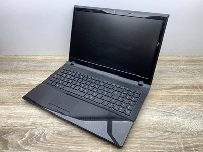 Ноутбук Б/У Clevo W251 15.6 HD TN/i3-2330M 2(4)x2.20 GHz/RAM 4GB/SSD 120GB/АКБ 22Wh/Сост. 8.3