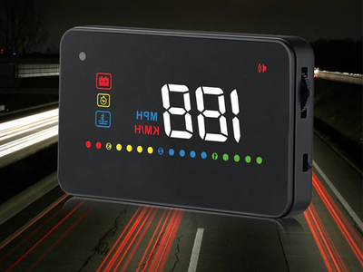 Проекция на лобовое стекло: дисплей (HUD-проектор) для автомобиля с навигатором, стрелкой скорости