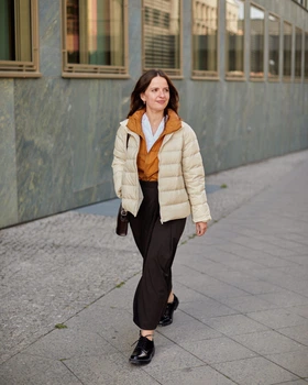 Куртка Uniqlo ULTRA LIGHT DOWN JACKET розмір XS молочна (439702)