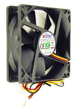 Вентилятор Titan TFD-9225 L12Z