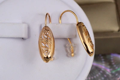 Серьги Xuping Jewelry овал с резным узором 2.7 см золотистые