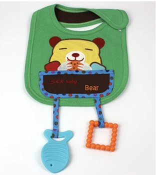 Слинявчик с карманом и игрушками прорезывателями SKKBaby Медведь