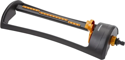 Zraszacz oszczędzający wodę Fiskars z metalową podstawą (6411501510334)
