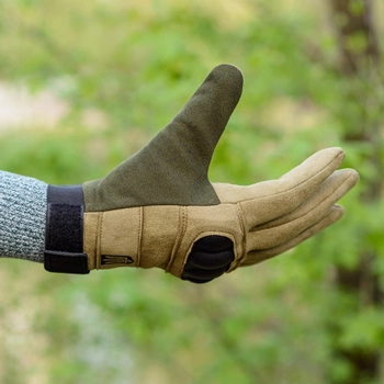 Перчатки тактические длиннопалые (закрытые, с пальцами) с гербом койот М