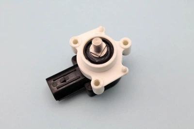 Датчик уровня кузова зад. лев. 89408-71020 TQParts для Toyota Hilux 2016-2026