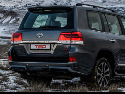 Обвес углы заднего бампера TRD Toyota Land Cruiser 200 2016-2022 цвет черный KINDLE для Toyota Land Cruiser 200 2015-2021 (8007)