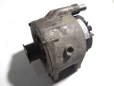 Генератор RENAULT SCENIC II (JM) 03-08, MEGANE II (LM0/1_) 03-, MEGANE II (KM0/1_) 03-09 Renault Espace 02-15, Renault Scenic II 03-09, Renault Megane II 03-09 HC-PARTS CA1767IR