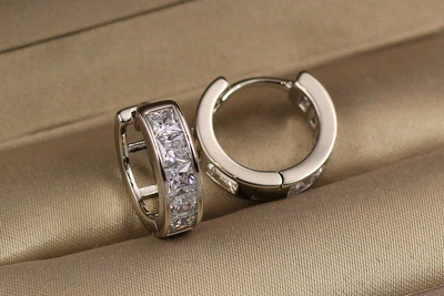 Сережки Xuping Jewelry кільця великі квадратні камені 1.5 см сріблясті