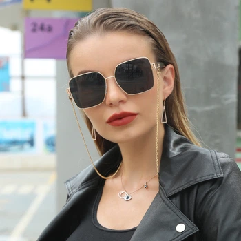 Сонцезахисні окуляри No Brand з ланцюжком Beauty чорні із золотом