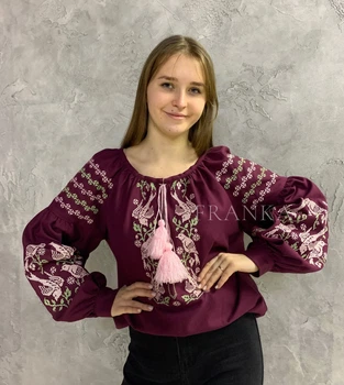 Женская вышиванка цвета марсала "Ласточки счастья" на домотканом полотне 11544-48 (L)
