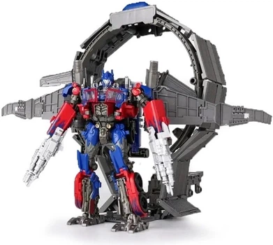 Трансформеры Вояжер Оптимус Прайм с прицепом Transformers Star Leader Studio Series 44 Optimus Prime Baiwei