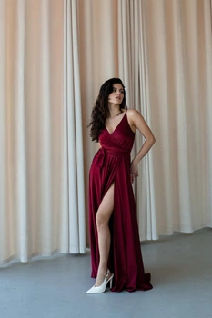 Ошатна довга сукня JadFashion M бордовий 43285470
