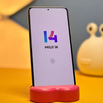 Смартфон Xiaomi Poco F3 8/256 White Global EU (7067) Б/У [86677]